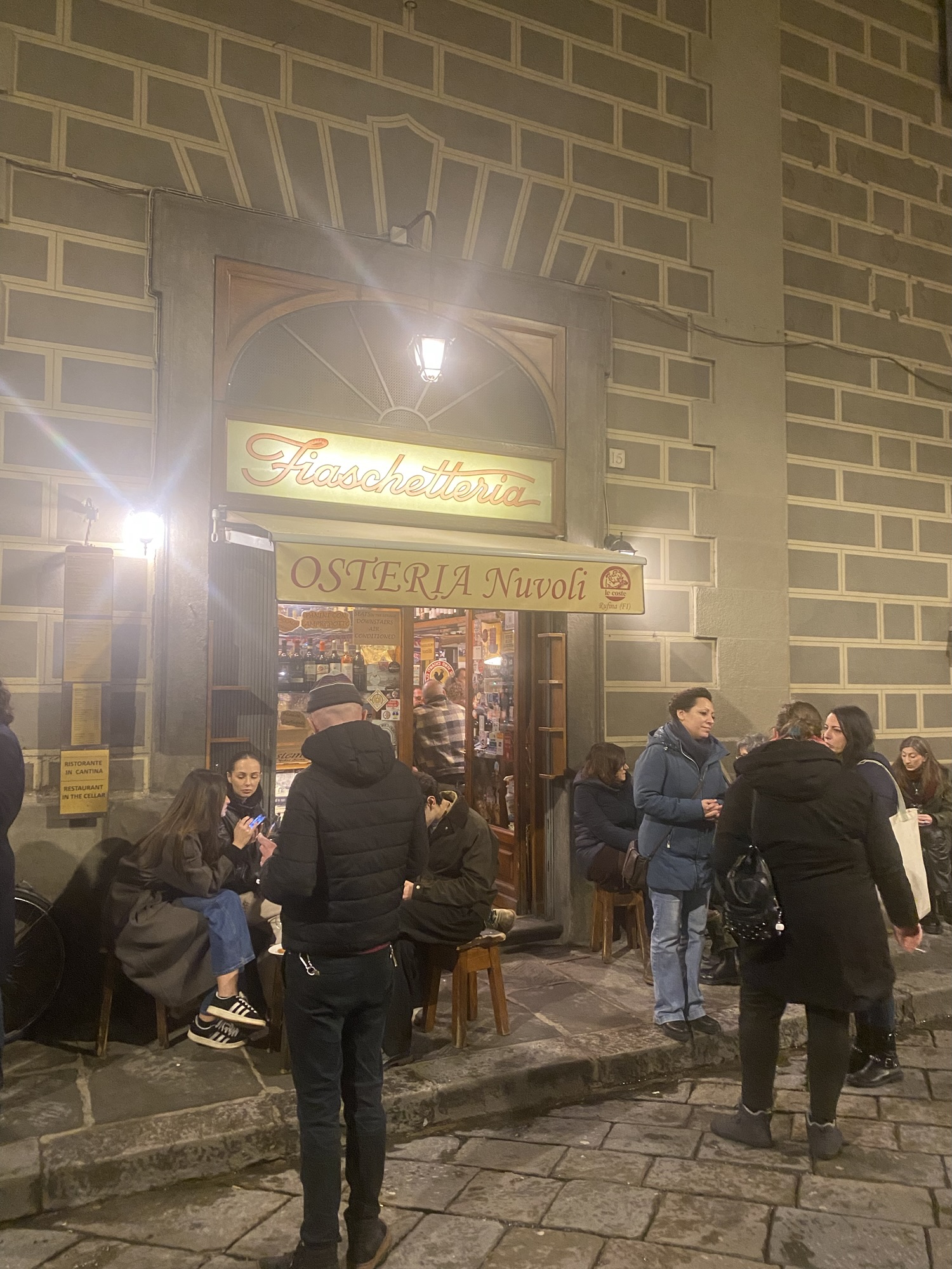 Fiaschetteria Nuvoli: Where Locals Drink and Eat Near the Duomo